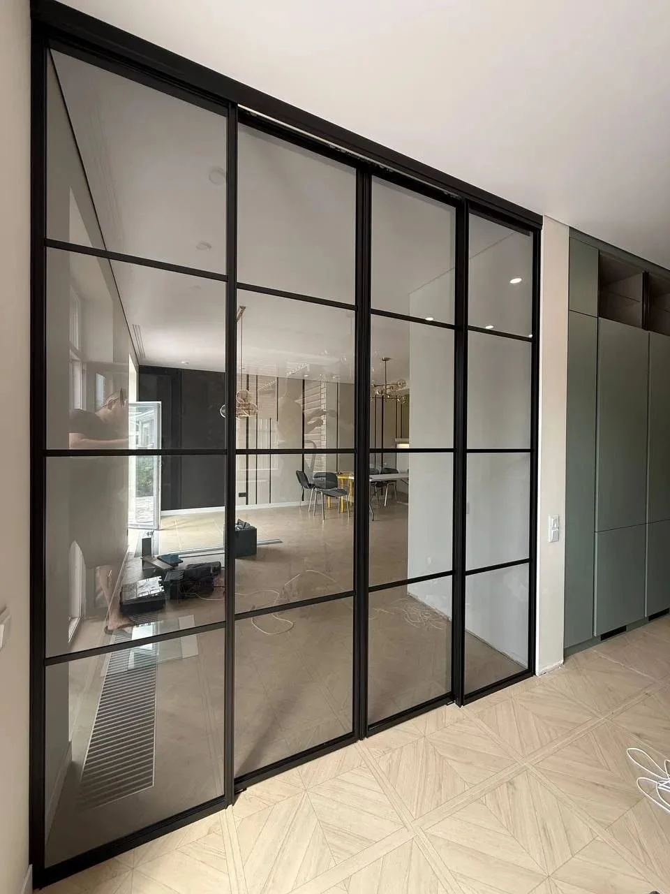 Интерьерная система Ultra Slim Pathwork Glass